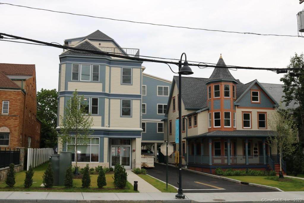 287 Washington Boulevard - Photo 1