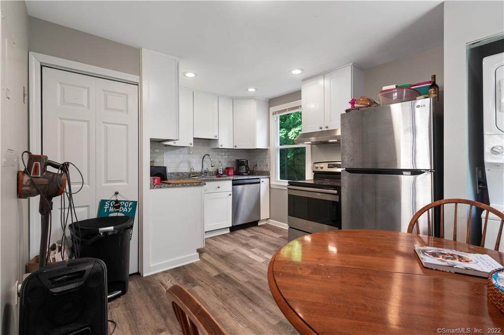 224 Melville Drive - Photo 1