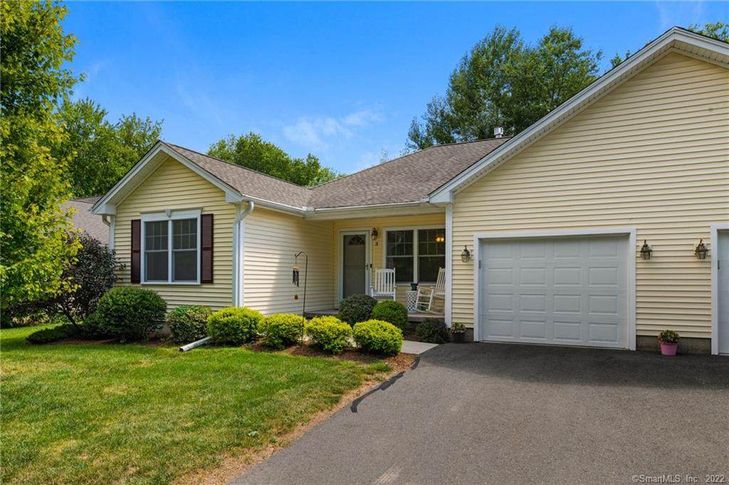 3 Blue Heron Way - Photo 1