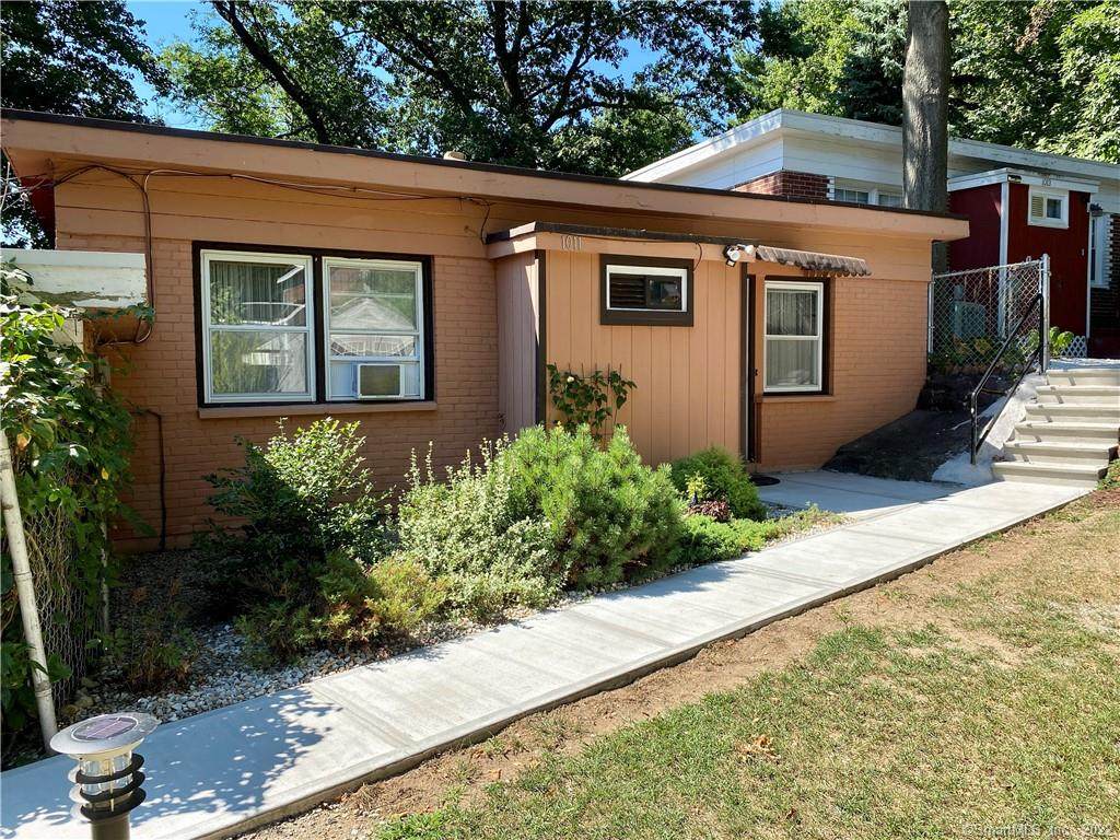 1011 Success Avenue - Photo 1