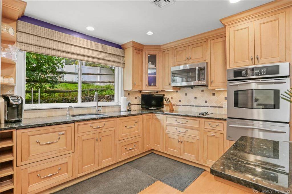 193 Fairfield Woods Road - Photo 1