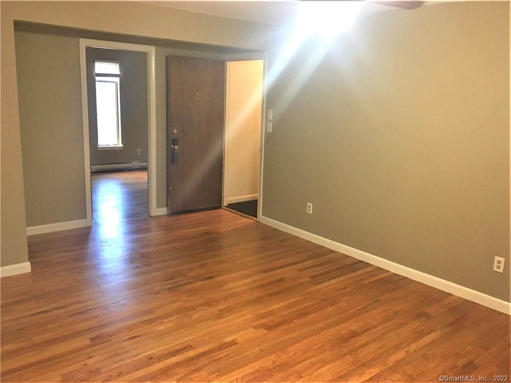 1622 Farmington Avenue - Photo 1