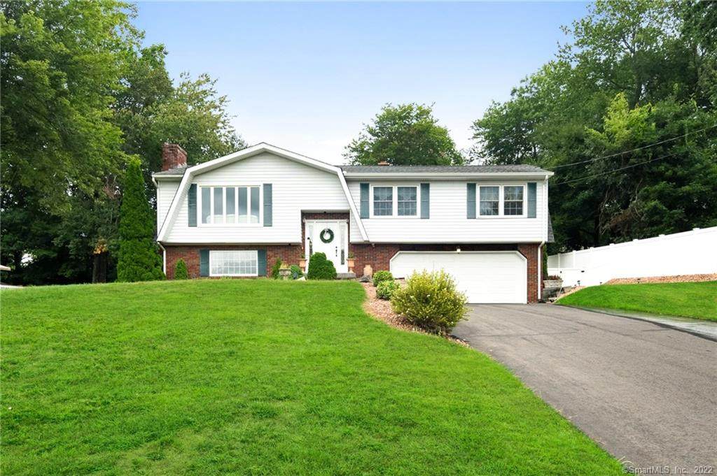 114 Bayview Circle - Photo 1