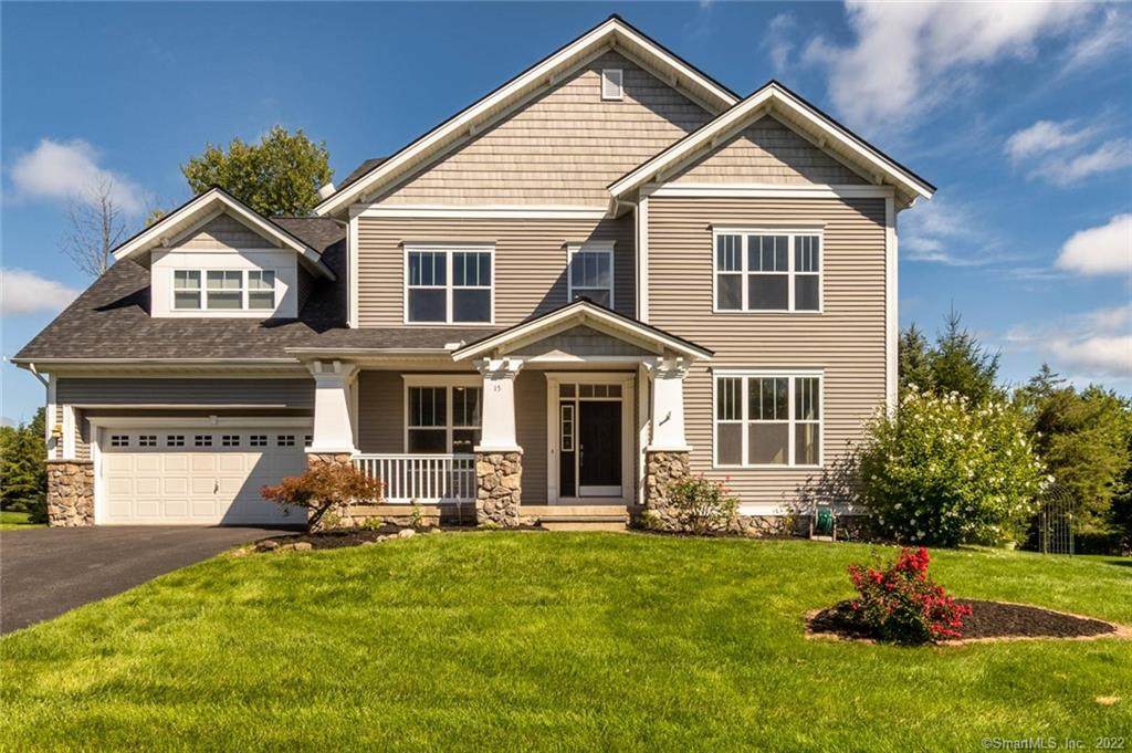 15 Independence Circle - Photo 1