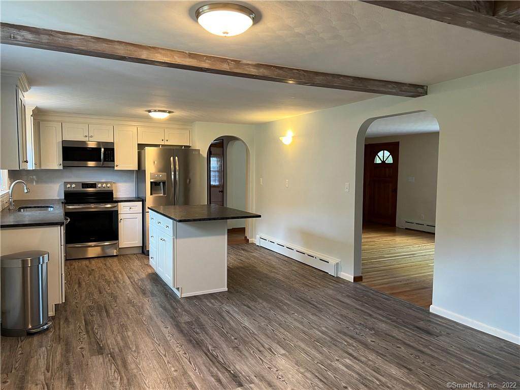 937 Thrall Avenue - Photo 1