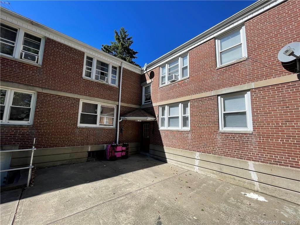 300 North Bishop Avenue - Photo 1