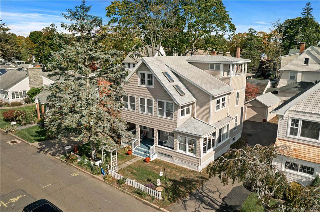 9 Crescent Bluff Avenue - Photo 1