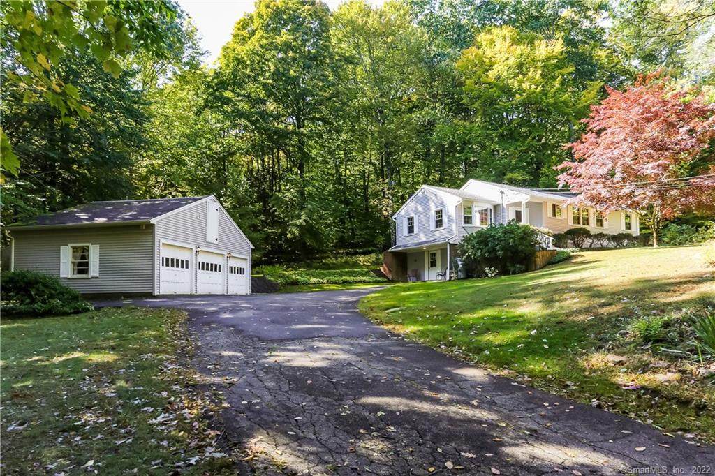 105 Winchester Road - Photo 1
