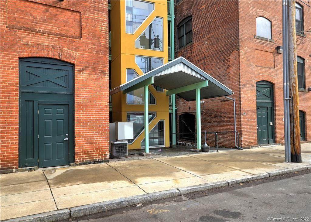 43 Chestnut Street - Photo 1