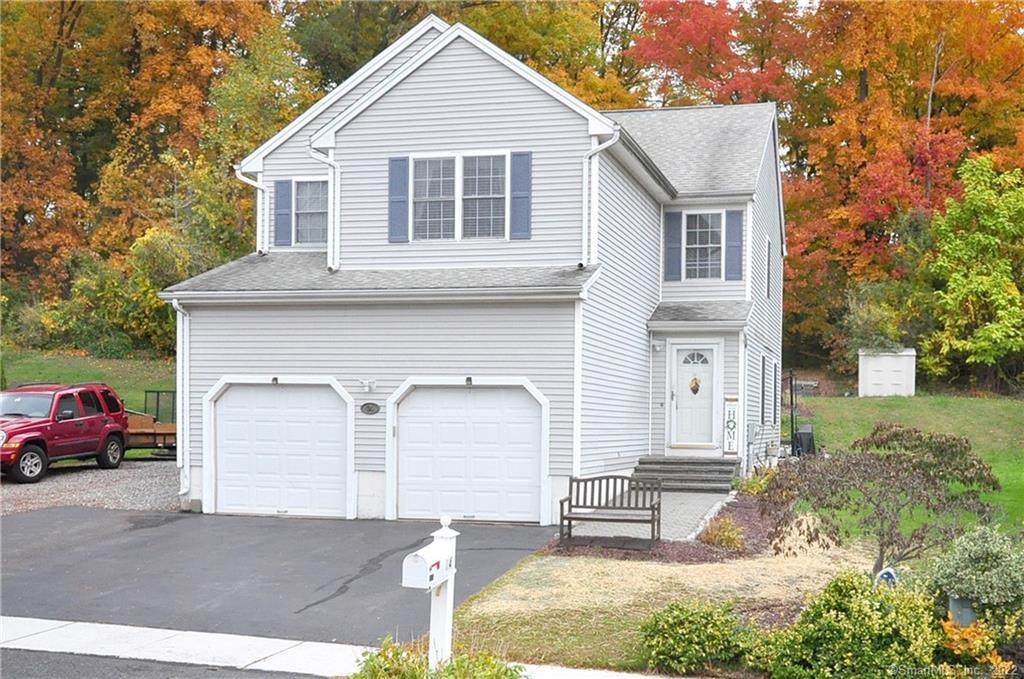 34 Angela Drive - Photo 1