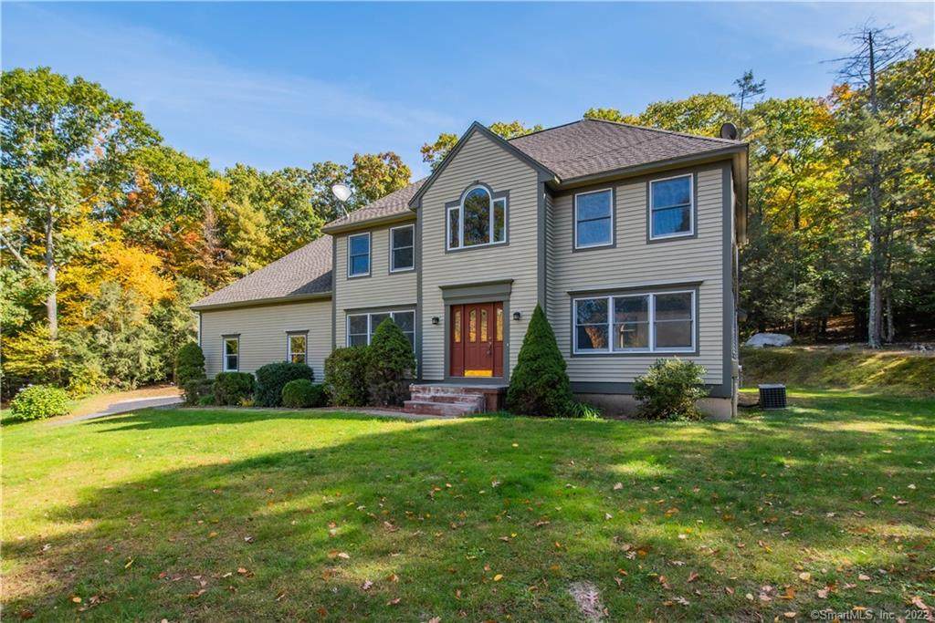 84 Elizabeth Drive - Photo 1