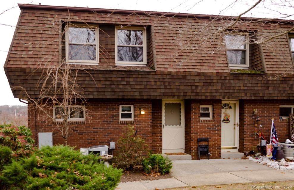 131 Sheraton Lane - Photo 1