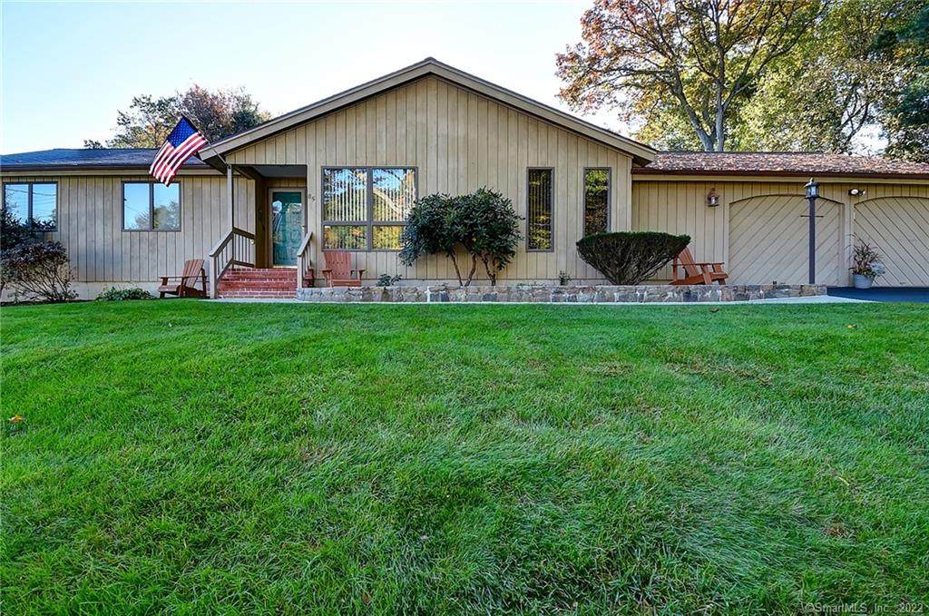 85 Carriage Drive - Photo 1