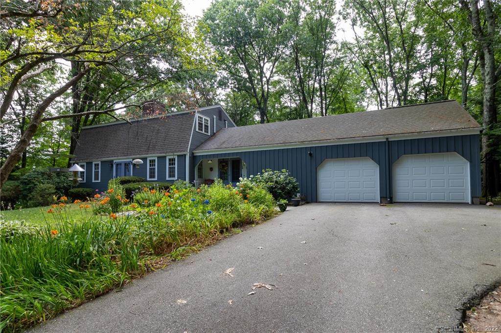 24 Dean Drive - Photo 1