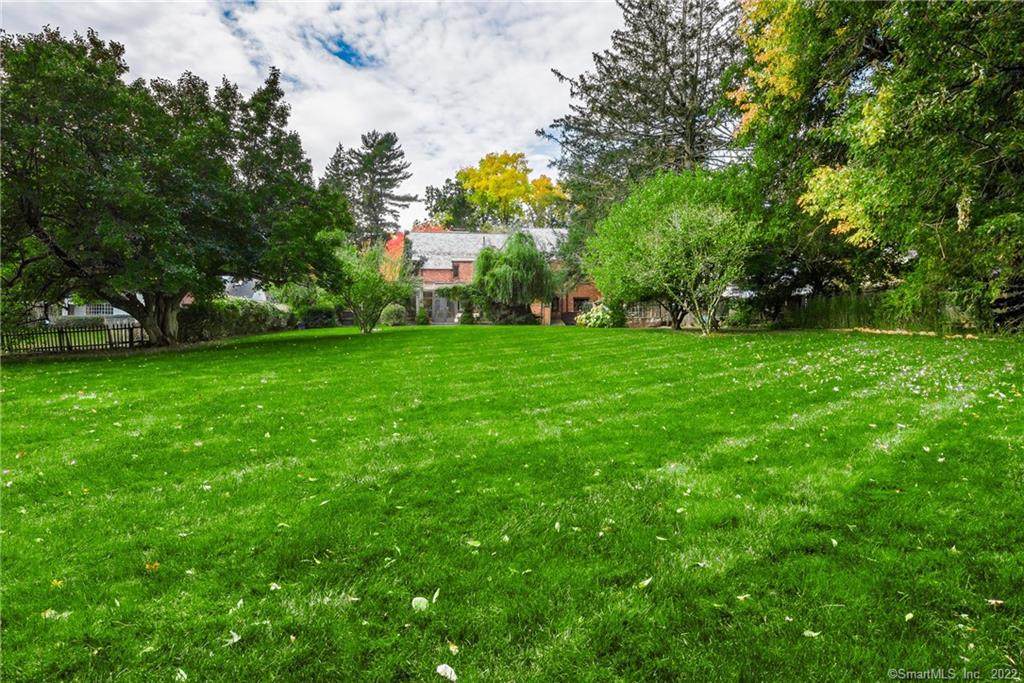 13 Kenwood Circle - Photo 1