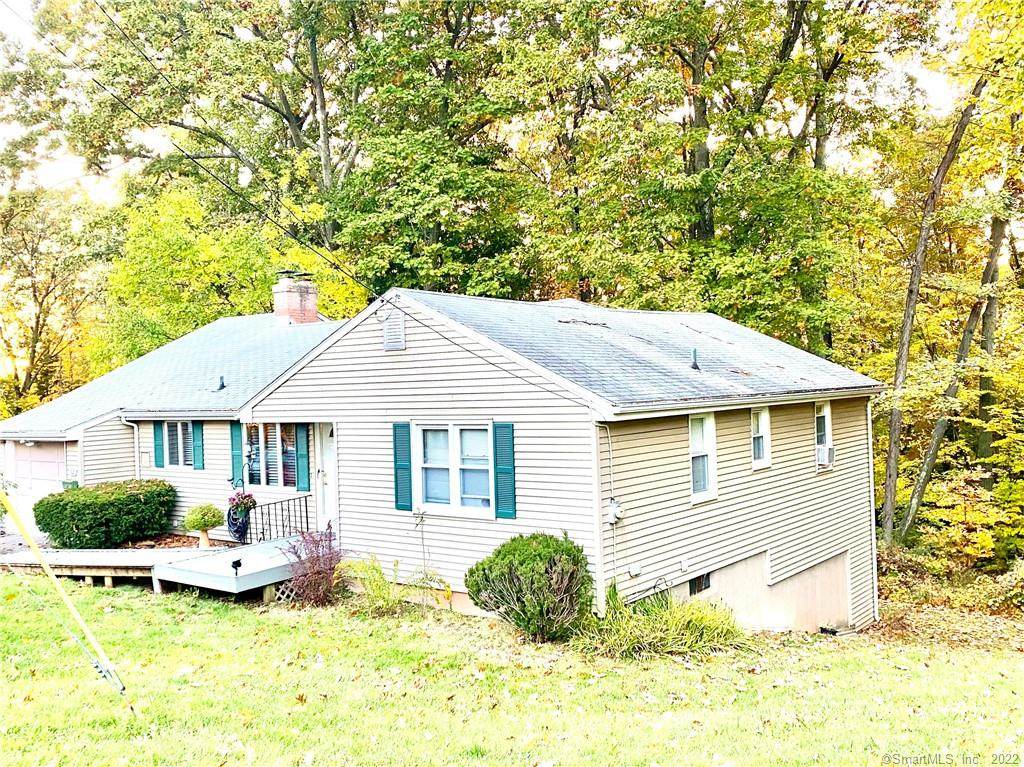 62 Arnold Drive - Photo 1