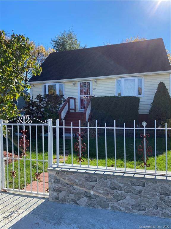 205 Shell Street - Photo 1