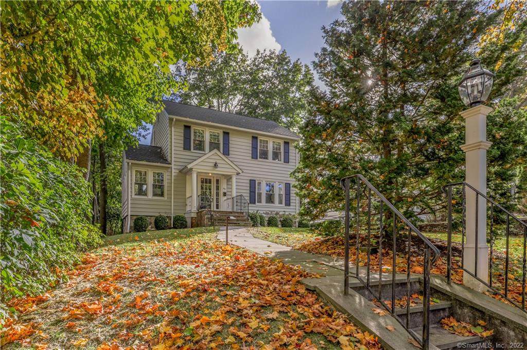 65 Tremont Avenue - Photo 1
