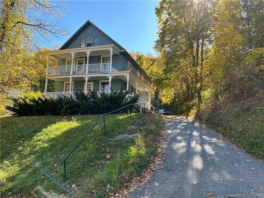 107 Lake Street - Photo 1