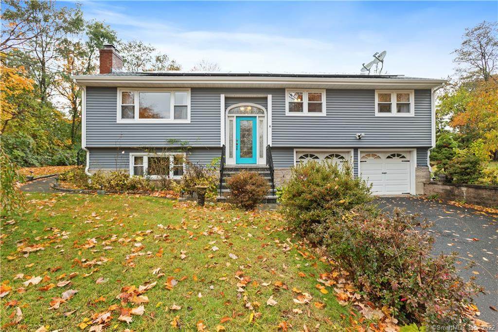8 Quaker Ridge Road - Photo 1