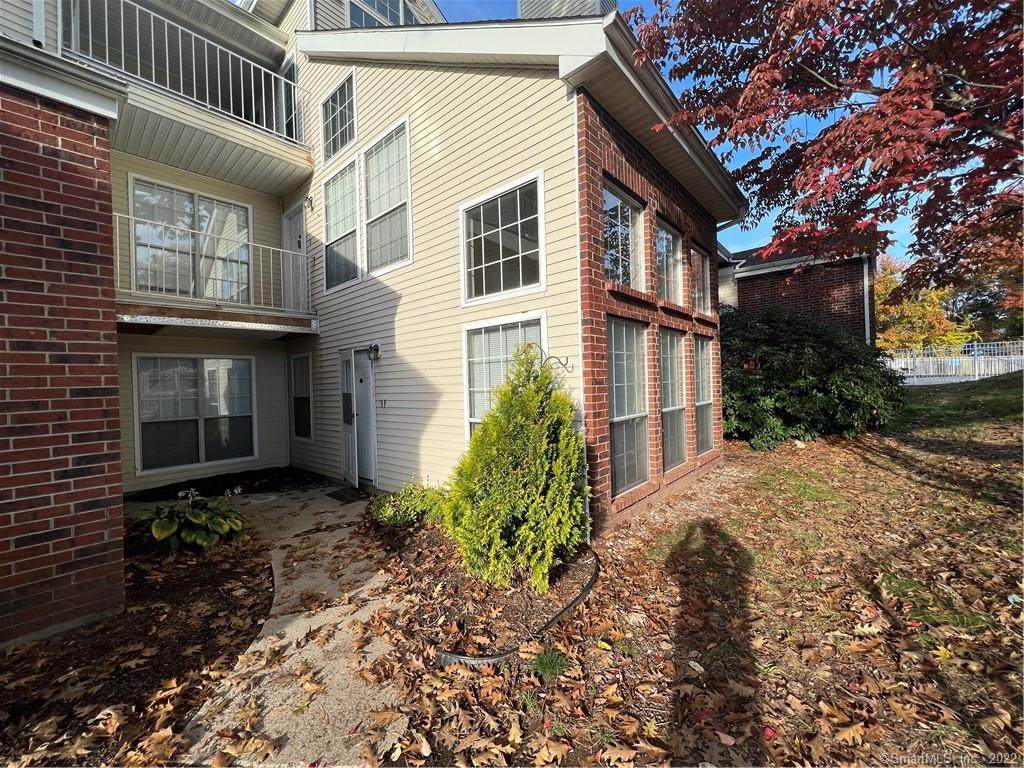 168 Carriage Crossing Lane - Photo 1
