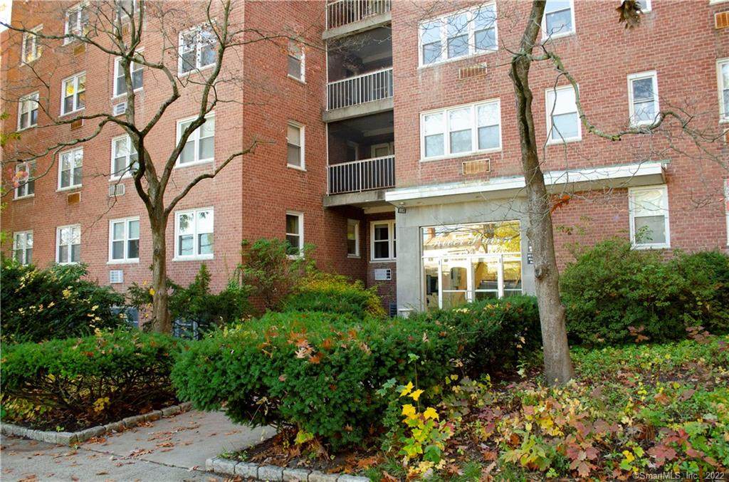 54 West North Street - Photo 1