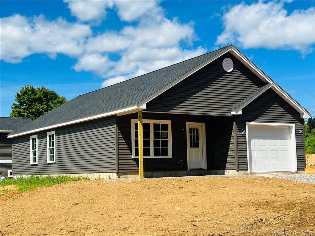 121 Ashford Road - Photo 1