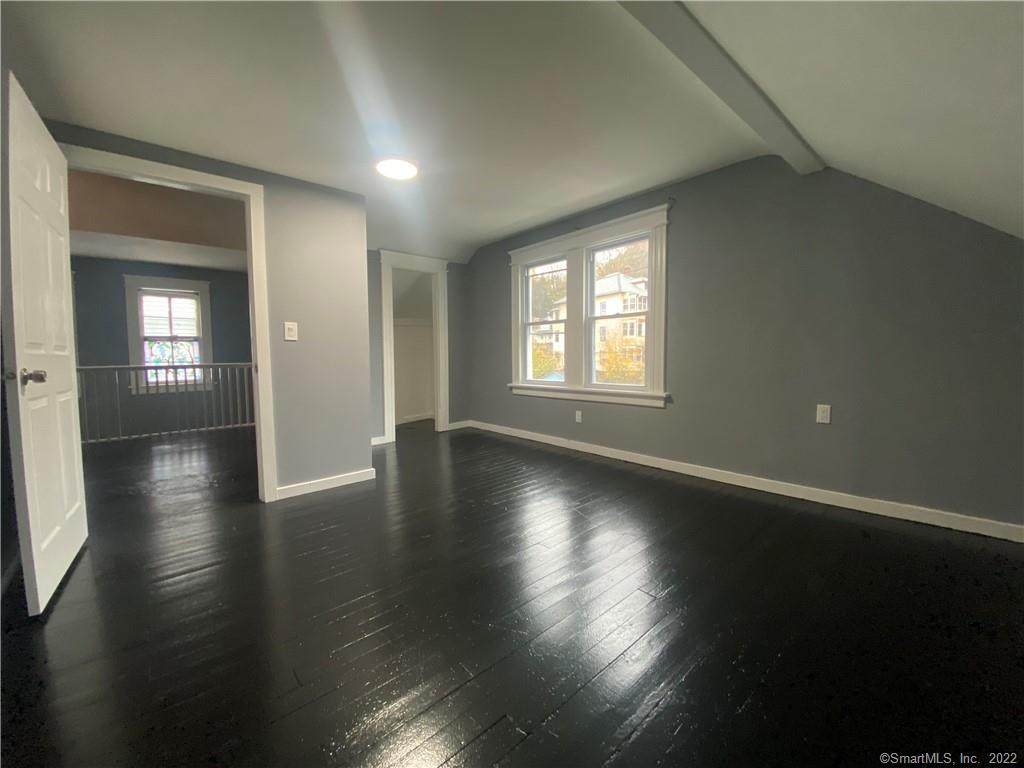 189 Hodge Avenue - Photo 1