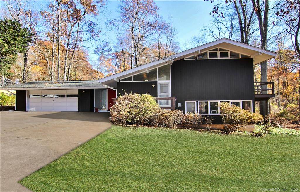 126 Hunting Ridge Road - Photo 1