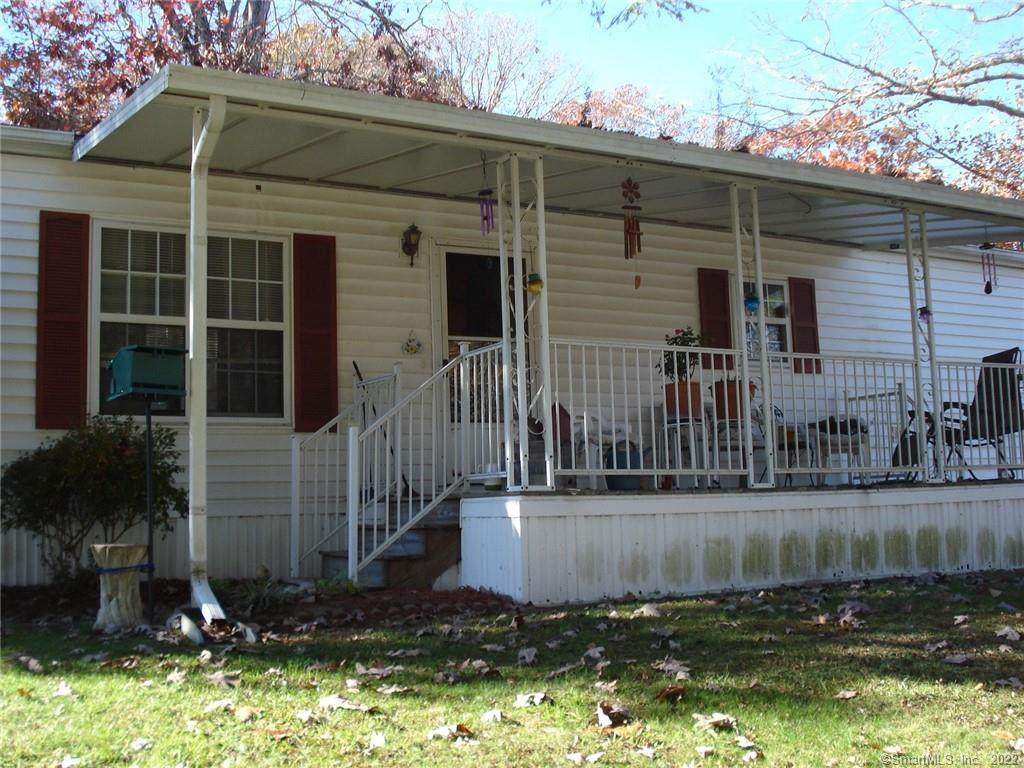 136 Hunters Road - Photo 1