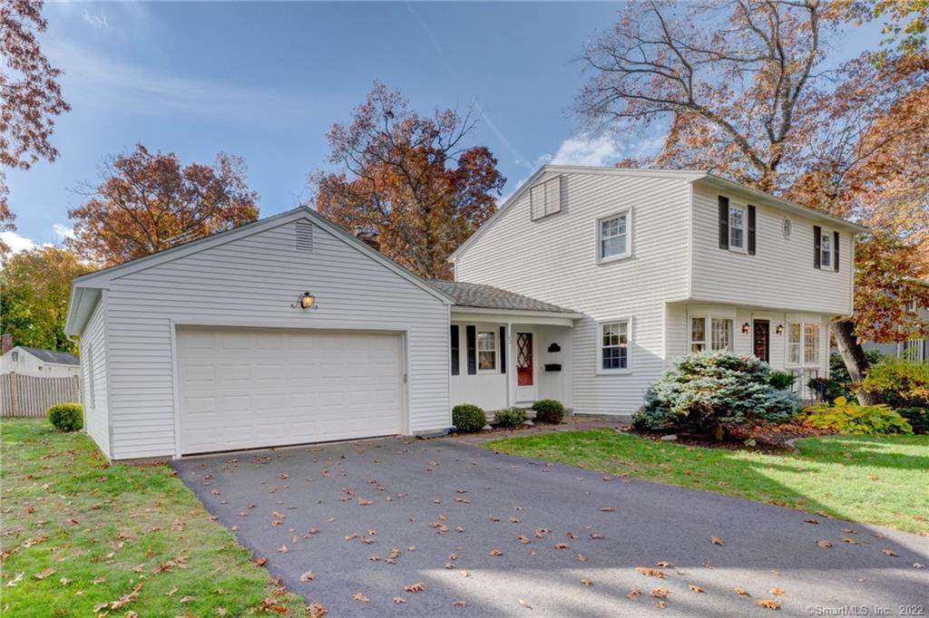 42 Richmond Drive - Photo 1