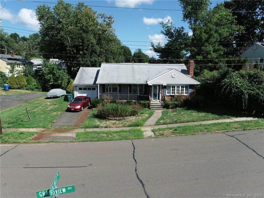 325 Grandview Avenue - Photo 1
