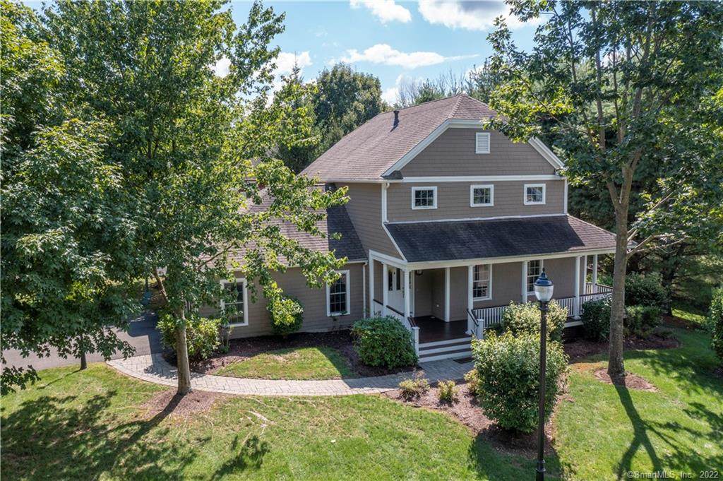 317 Hemlock Lane - Photo 1