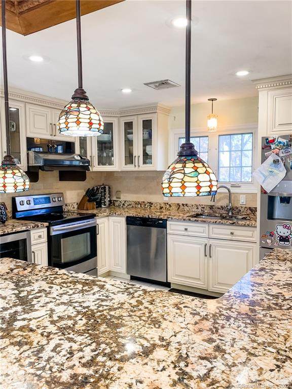 211 Long Hill Drive - Photo 1