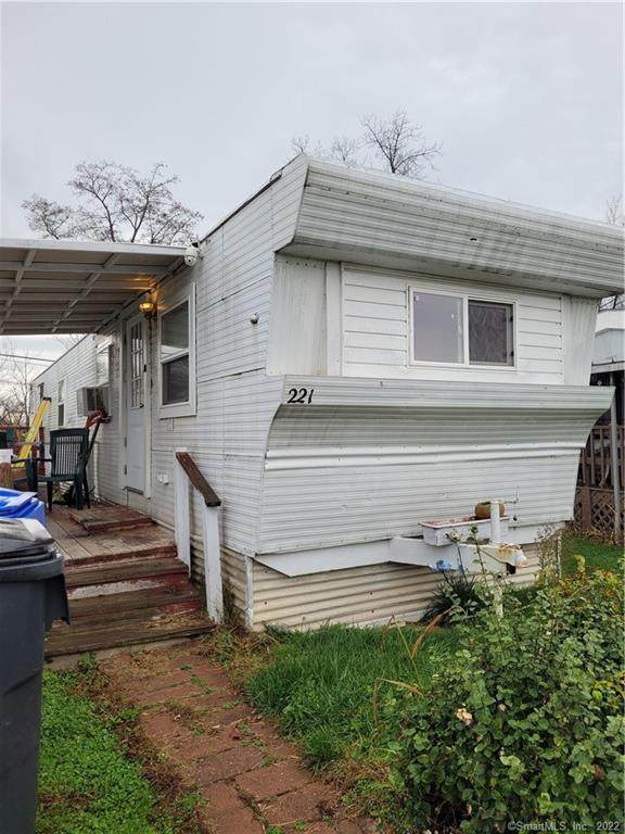 221 Fairway Drive - Photo 1