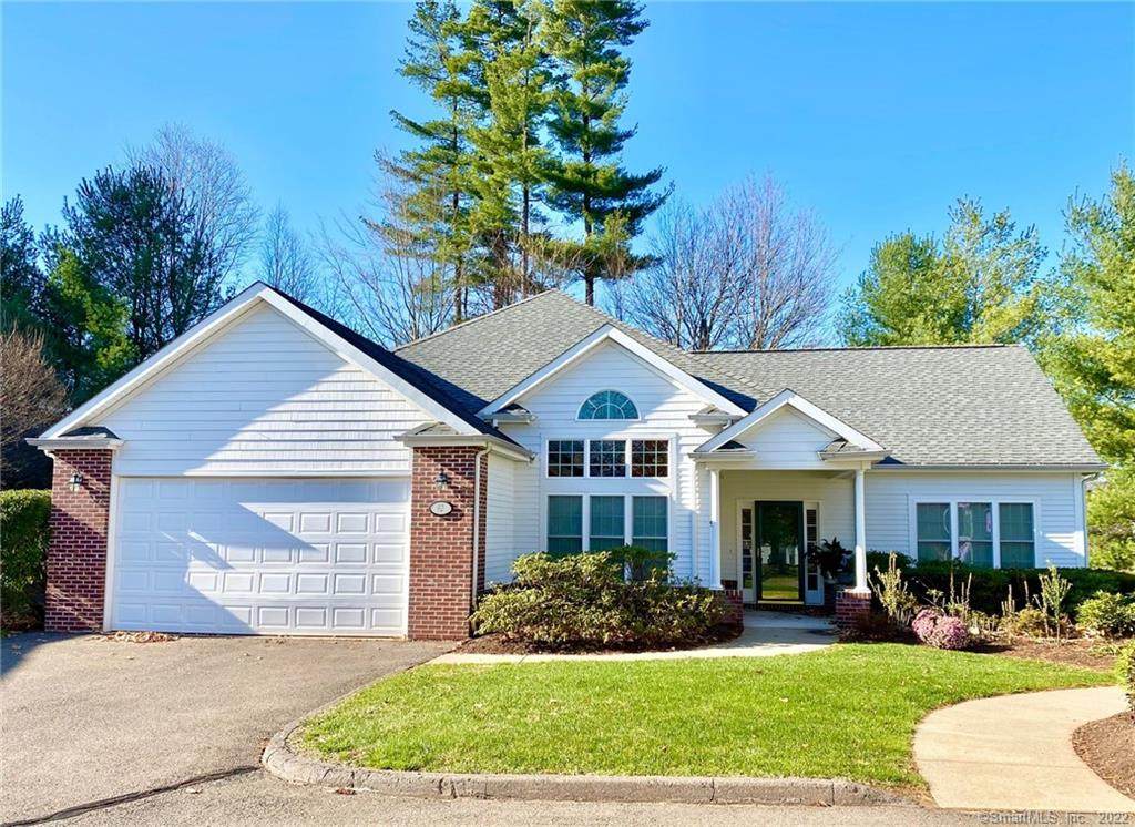 92 Emily Way - Photo 1