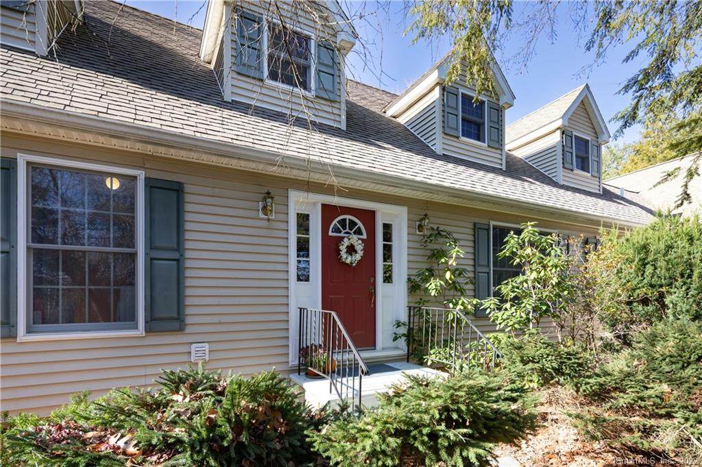352 Old Middle Street - Photo 1