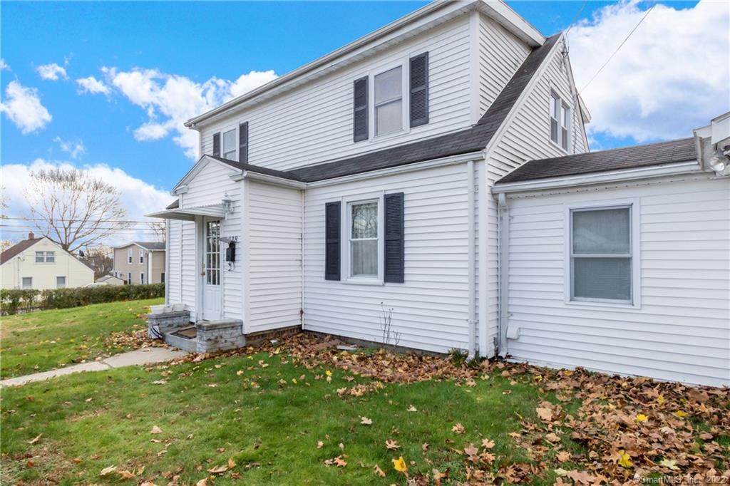 438 Queen Street - Photo 1