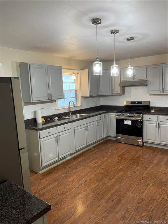 80 Dix Street - Photo 1
