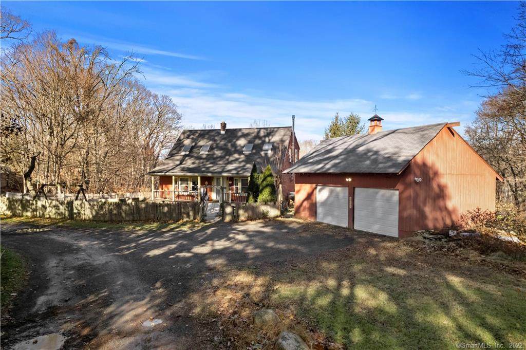 109 Dohm Avenue - Photo 1