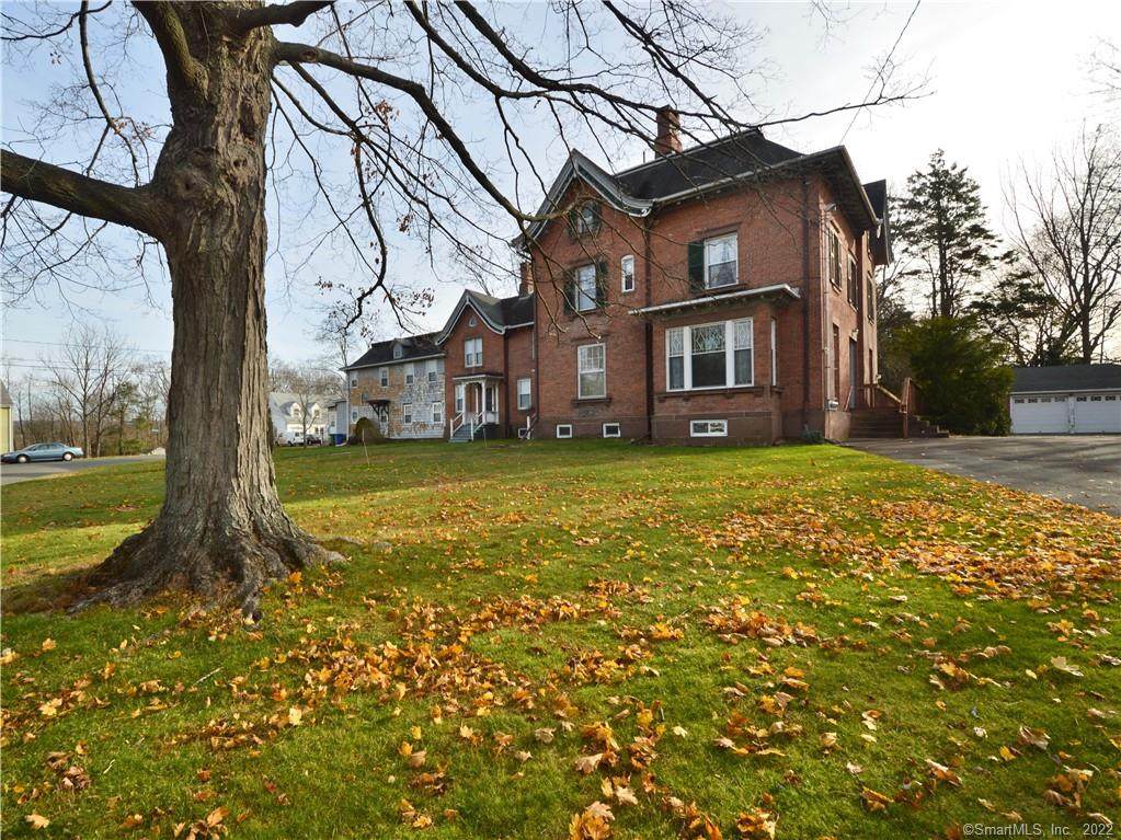 27 Woodside Circle - Photo 1