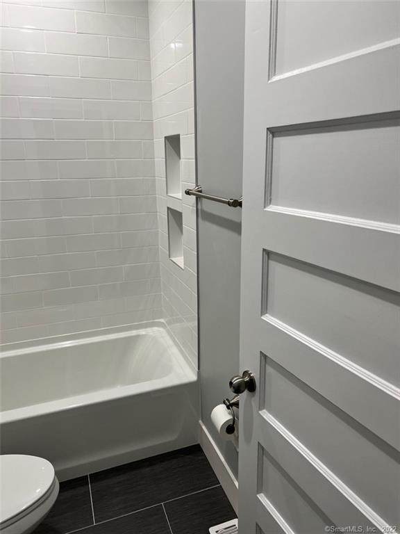 7 Burritt Avenue - Photo 1