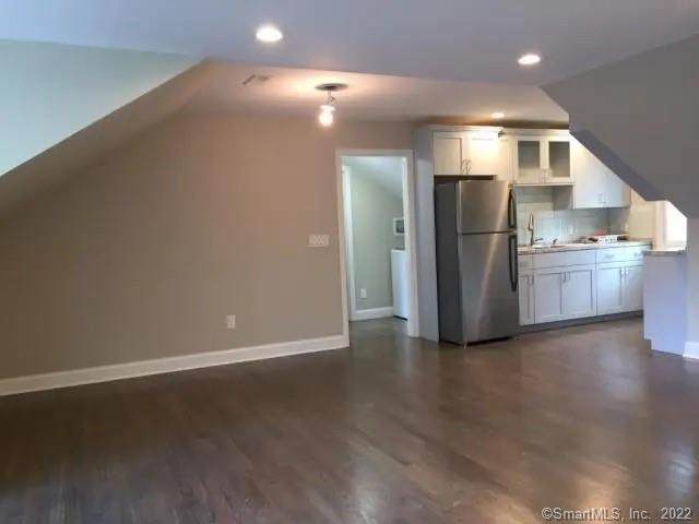 101 Ponus Avenue - Photo 1