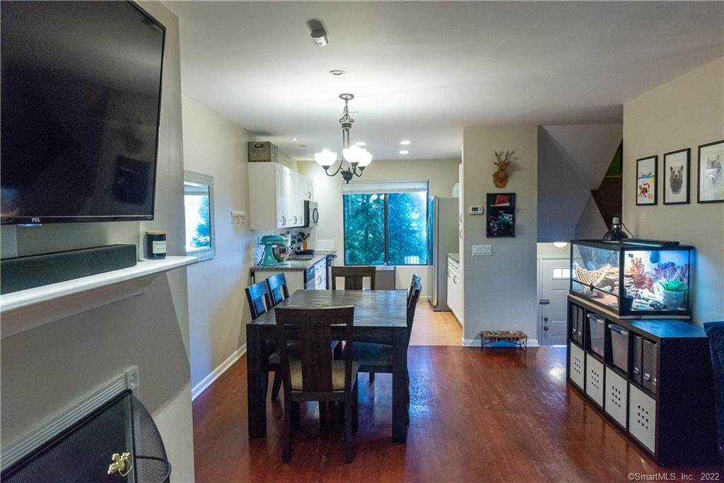 79 Highview Avenue - Photo 1