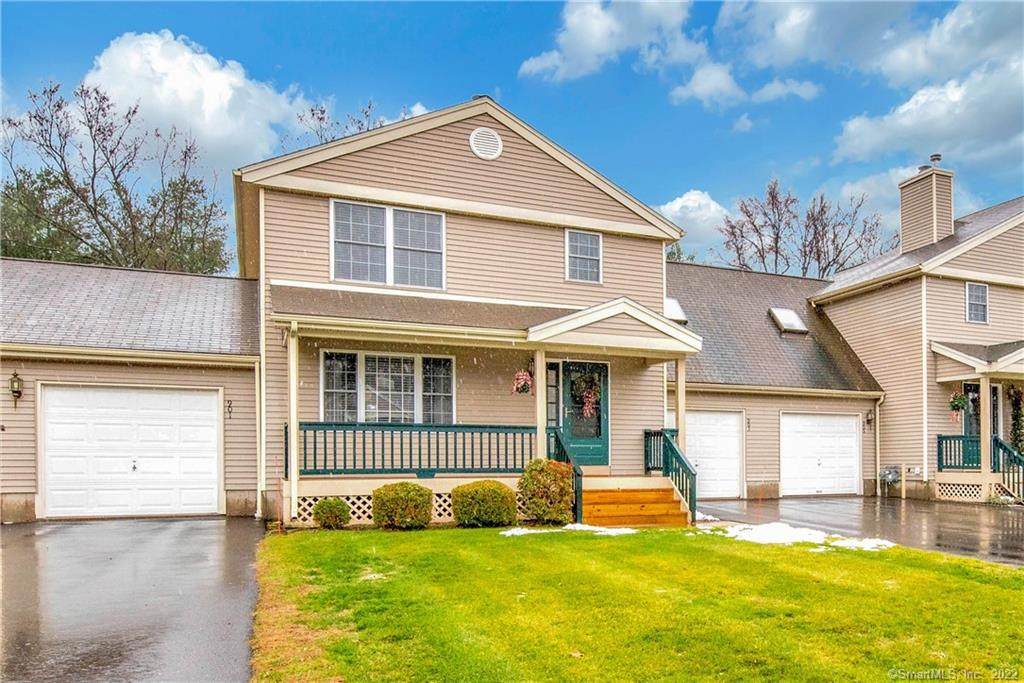 903 Meadowview Drive - Photo 1