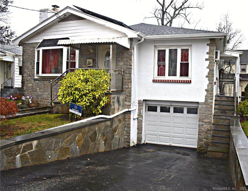 387 Jackson Avenue - Photo 1