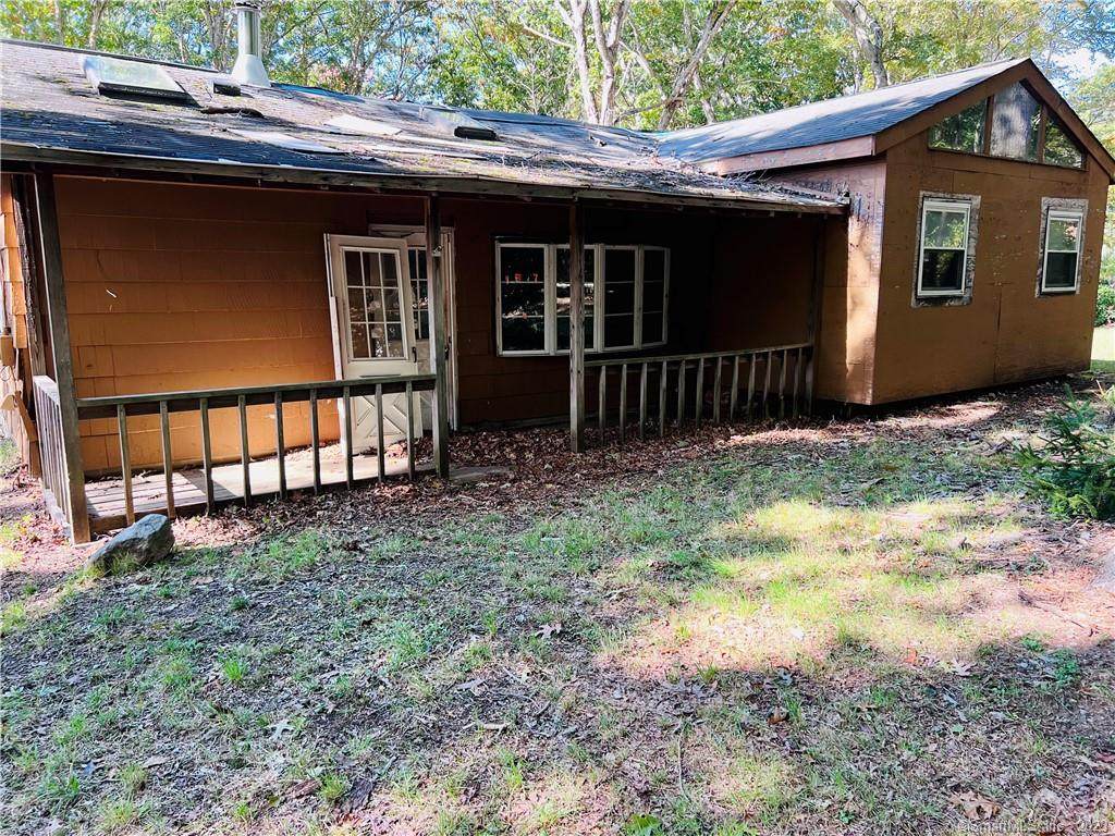 8 Laurel Lane - Photo 1