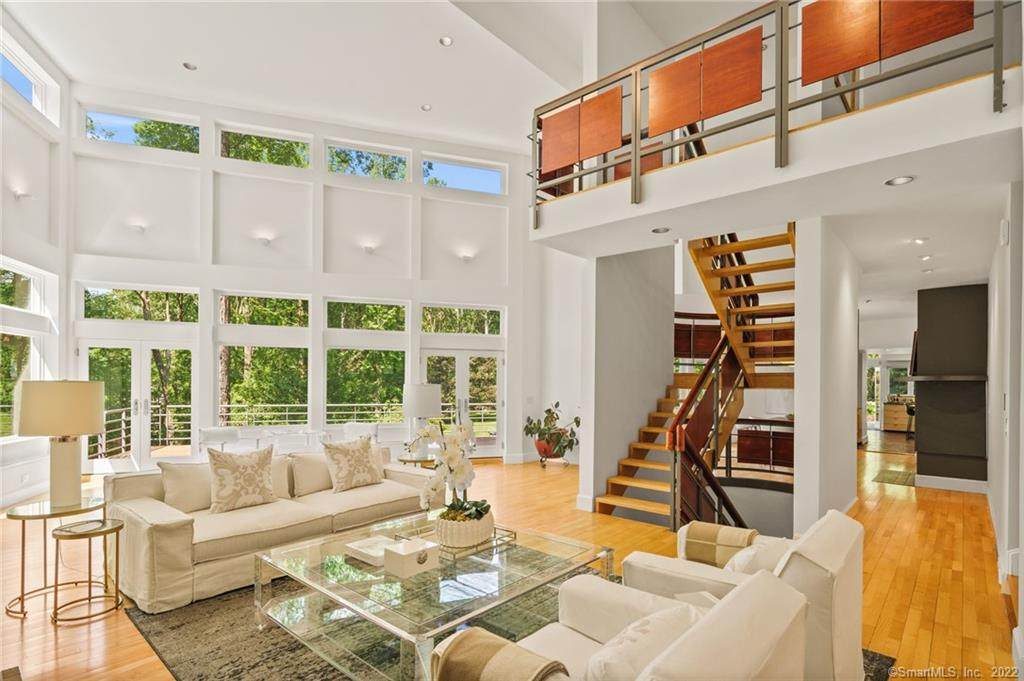 305 Indian Rock Road - Photo 1