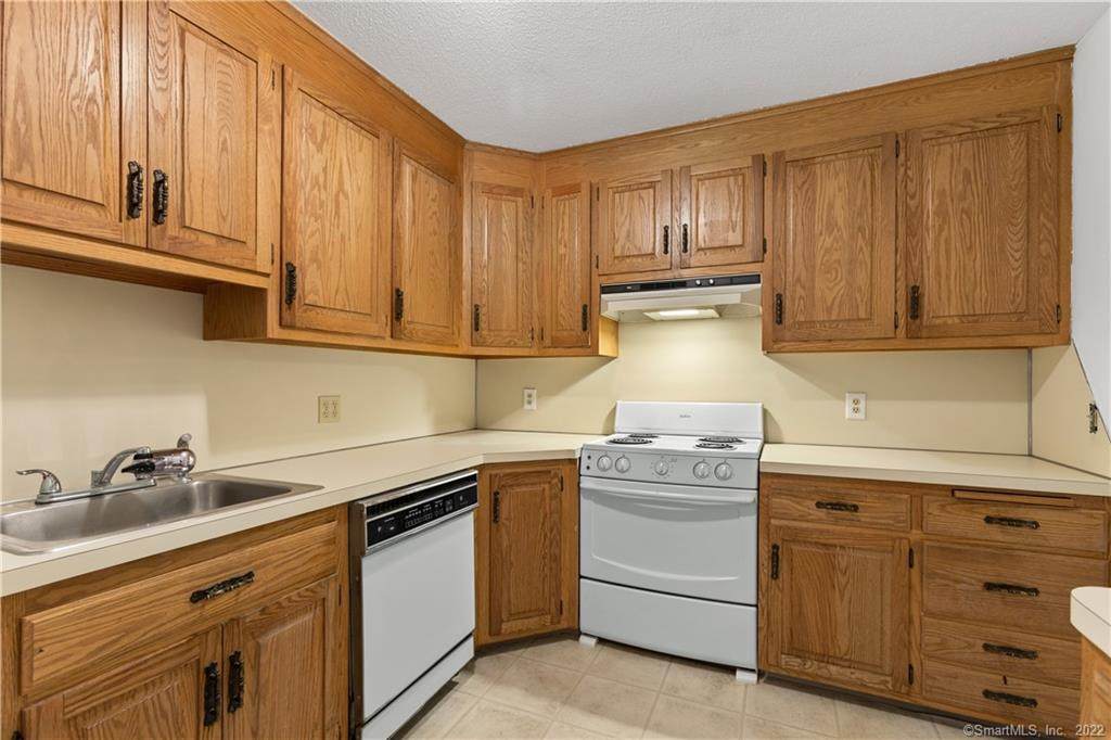 666 Broad Street - Photo 1