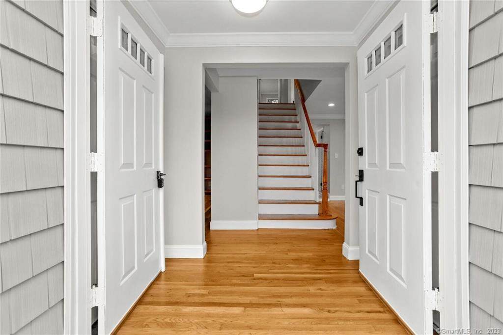 206 Rowayton Woods Drive - Photo 1